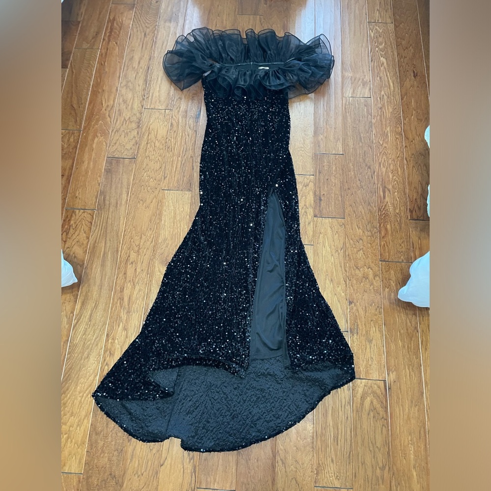 Elegant Black Sequin Gown with Ruffle Detail